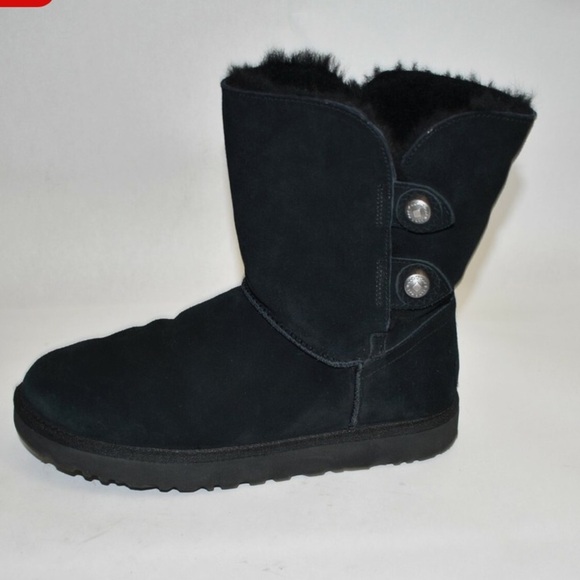 UGG women’s Marciela Black Shearling Boots size 7 - Picture 1 of 10